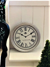 Modern Clock - 4cm - Miniature