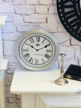 Modern Clock - 4cm - Miniature