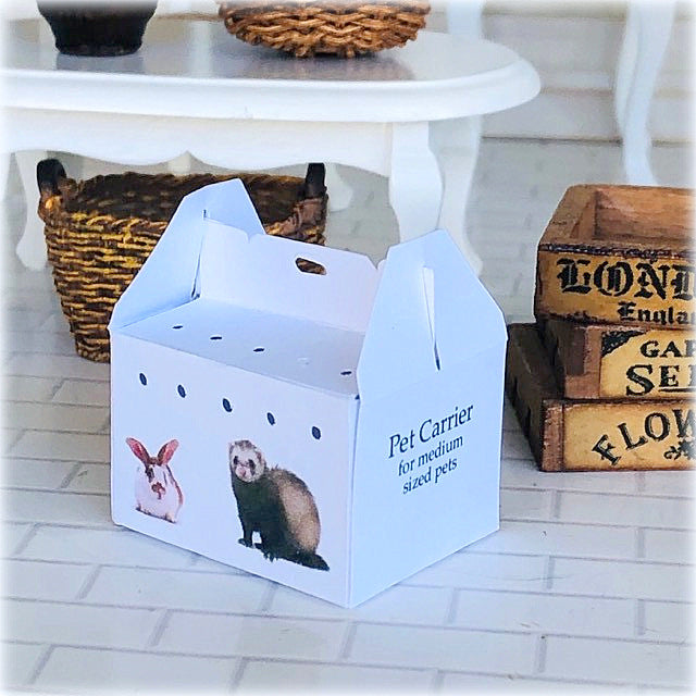 Dollhouse pet shop pet carrier box