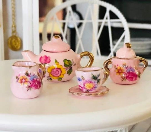 Pretty Pink Tea Set