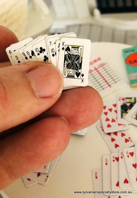 Dollhouse miniature 1:12 playing cards deck