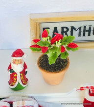 Dollhouse miniature christmas red potplant farmhouse