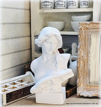 Dollhouse Miniature Statue white goddess bust