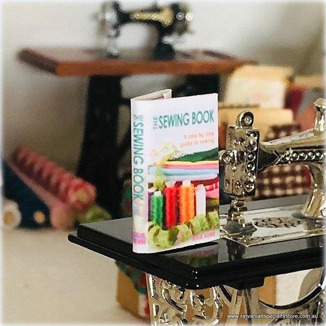 Miniature Dollshouse Guide to Sewing Book