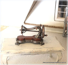 Sewing Machine - Miniature