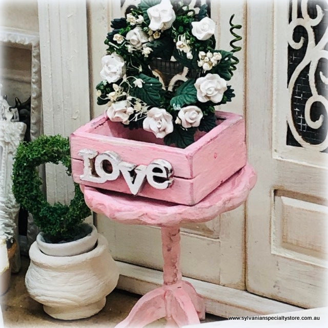 Shabby Chic Pink Crate - Miniature