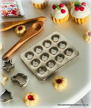 Dollhouse miniature baking tart tray pan metal