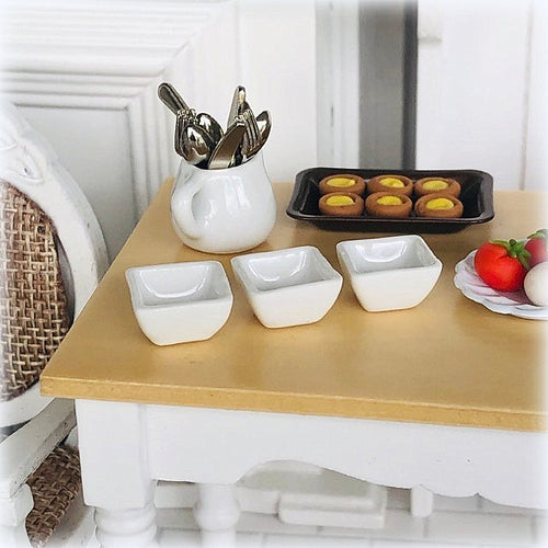 Dollhouse condiment dip dishes miniature