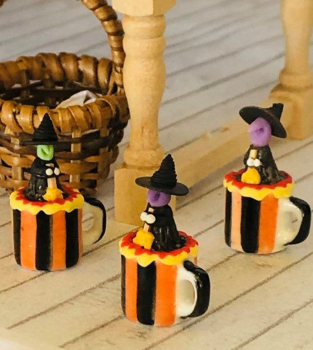 Halloween Witch Mug - Miniature