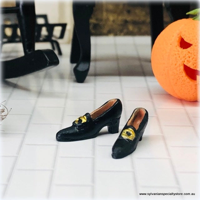 Dollhouse miniature halloween witch shoes