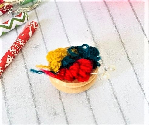 Knitting wool - Miniature