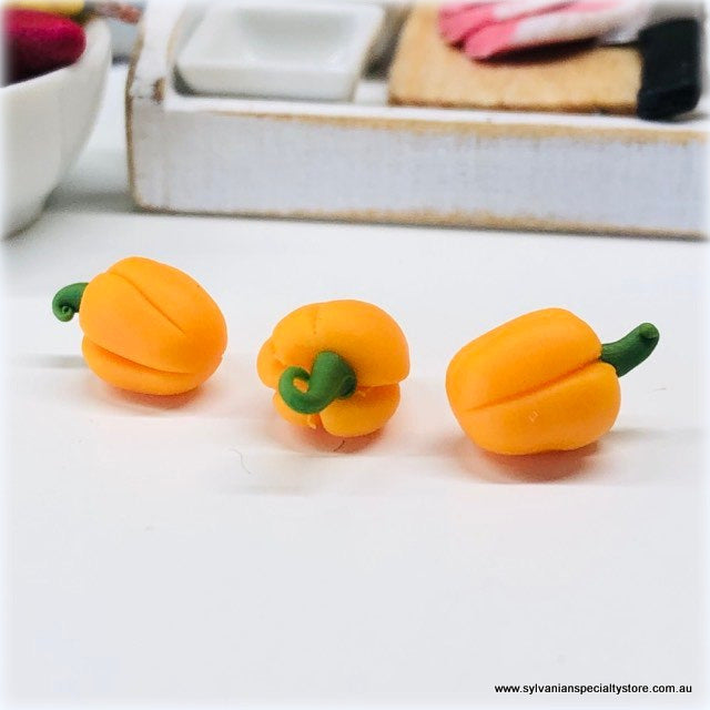 Capsicum x 4 - Miniature