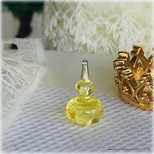 Perfume Bottle - Yellow - 1 cm high