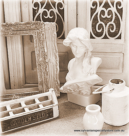 Dollhouse Miniature Statue white goddess bust