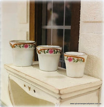 Dollhouse Minaiture floral pink planter pots