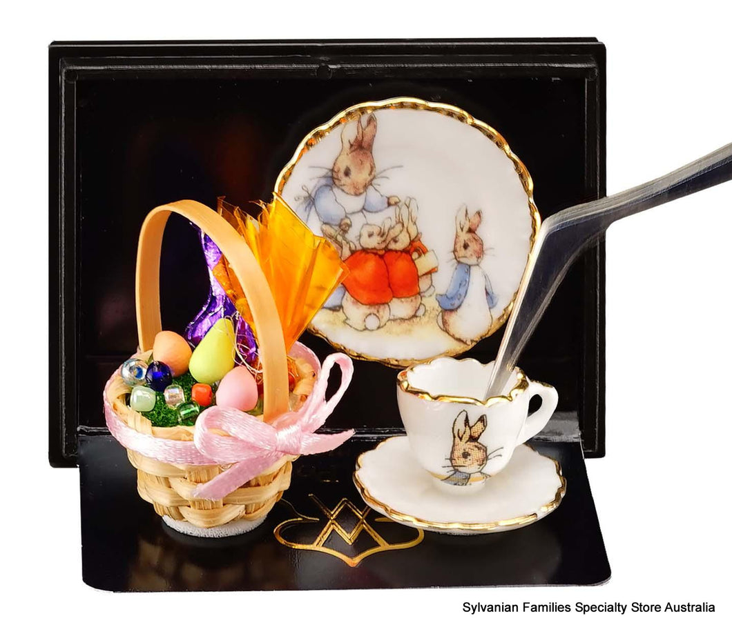 Peter Rabbit Miniature plate and saucer