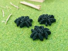 Miniature spiders x 3