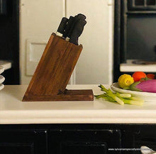 Dollhouse kitchen accessories knife block