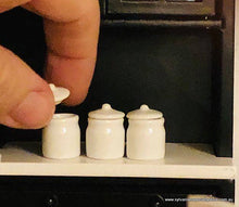 White Jar with removeable Lid - Miniature