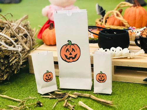 Miniature dollshouse halloween trick or treat bags