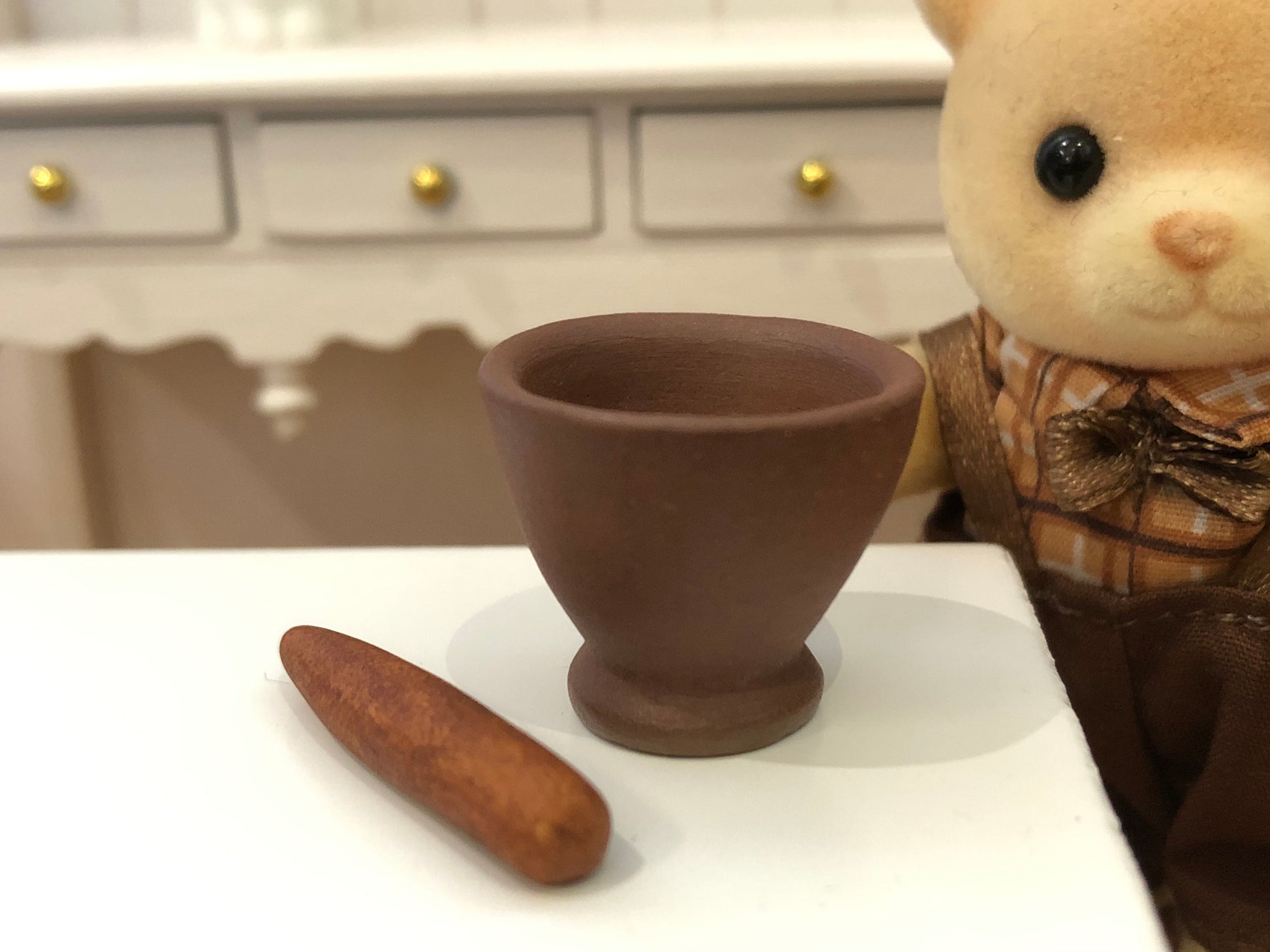 Dollshouse Miniature mortar and pestle accessory