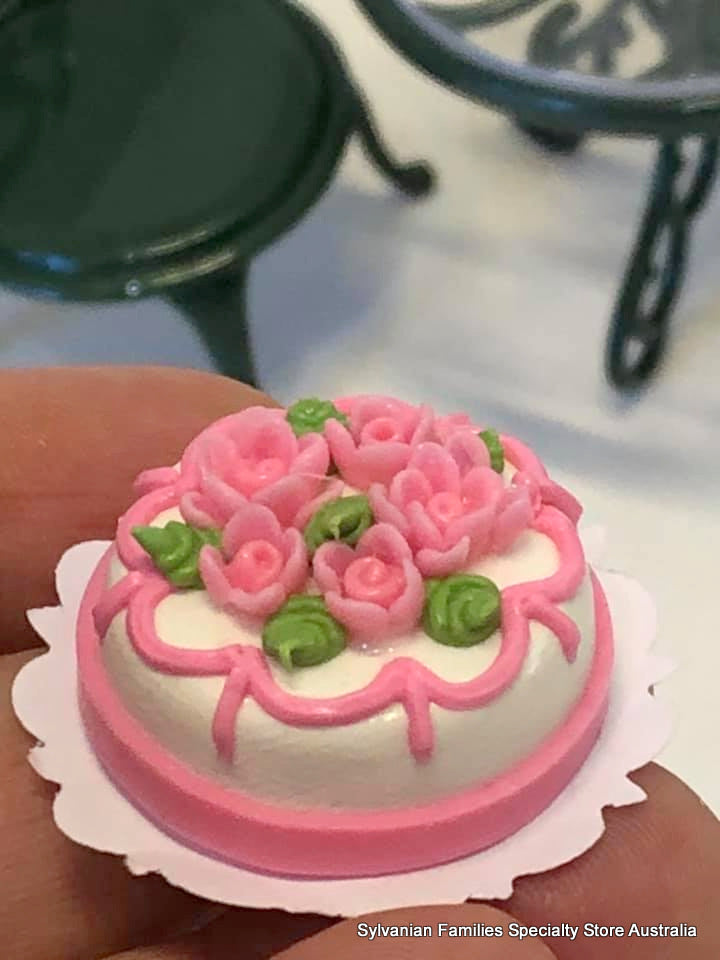 Miniature Dollshouse cake pink roses suitable for Sylvanian Families