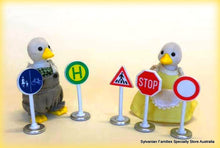 Siku traffic signs stop sign Sylvanian Families duck family