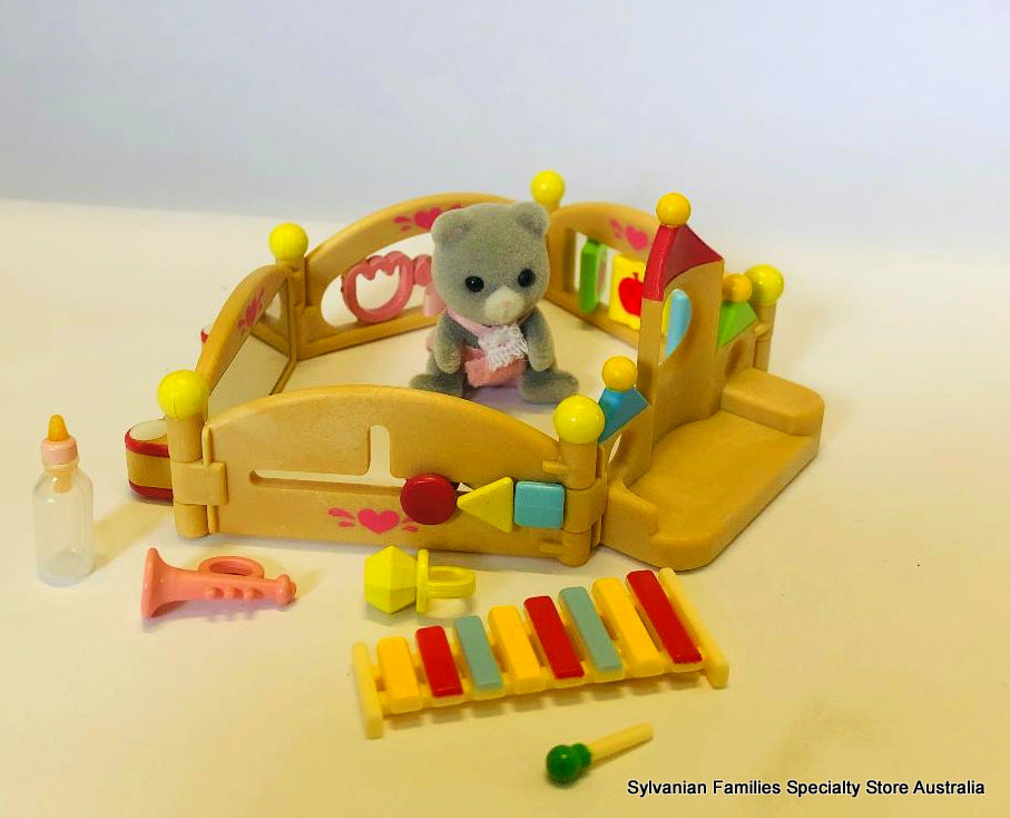 Sylvanian Families Baby Carole Bearbury and Playpen