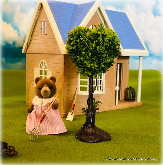 Sylvanian Families garden scene trees topiary Marmalade bear