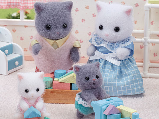Sylvanian Families Persian Cat Family gray white