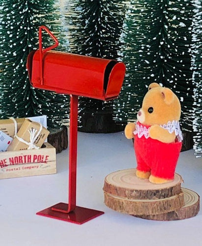 Dollhouse miniature red postbox christmas
