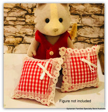Red Cushions - x 2 - Miniature