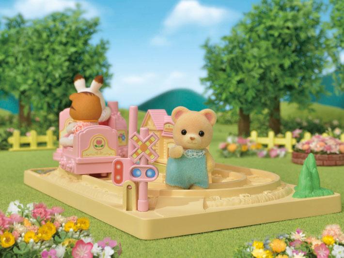 Sylvanian Families Baby Choo Choo Train ride
