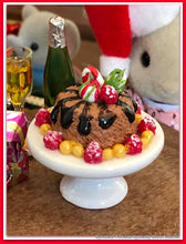 Sylvanian Families Christmas sweet dessert on cake stand
