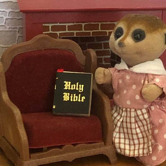 Sylvanian Families perfect size Bible miniature