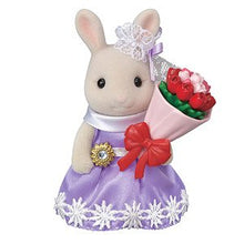 Sylvanian Families Milk Rabbit Sister selling flowers