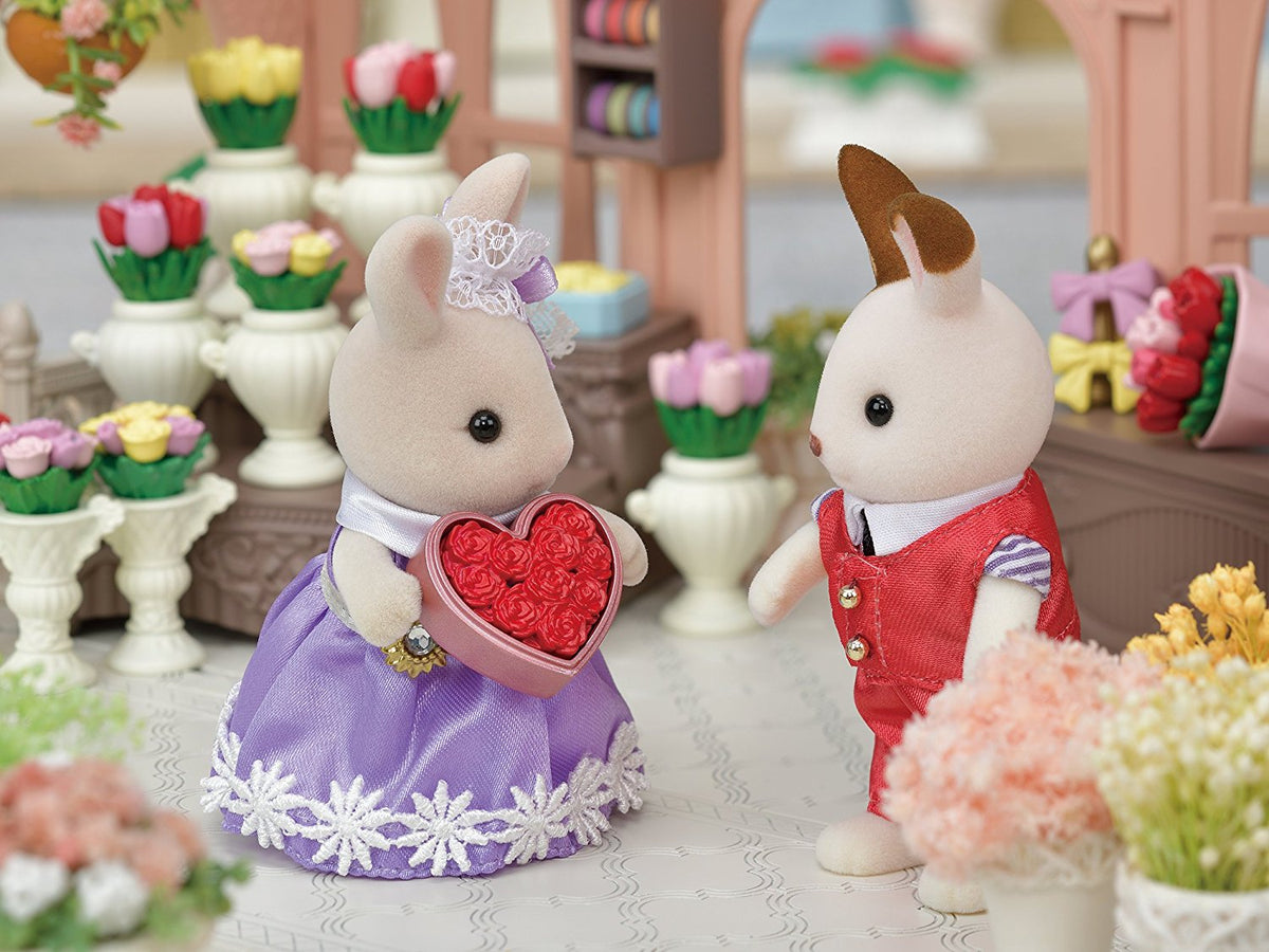Sylvanian Families Flower Gifts Set with Milk Rabbit