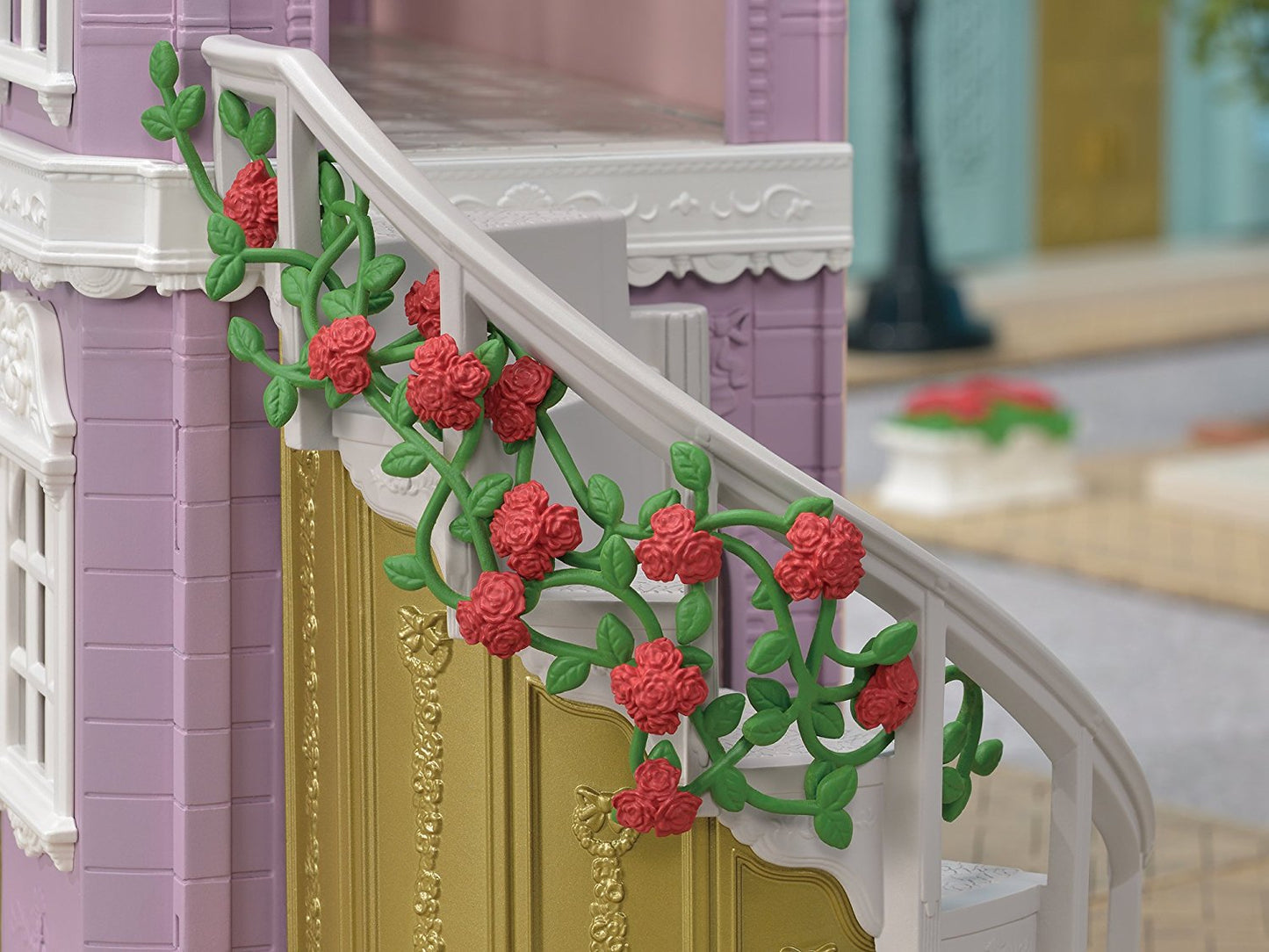 Syvlanian Families rose chain on stairway
