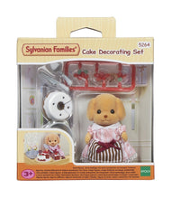 Sylvanian poodle Melinda Cakebread and cake baking set